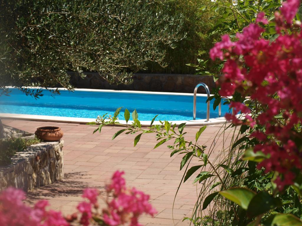 Apartments Dumicic Supetarska Draga Exterior foto